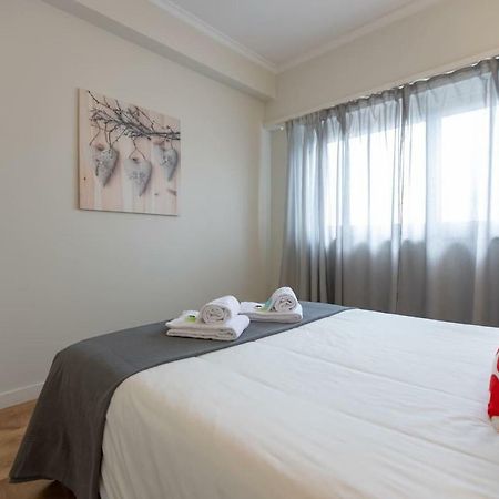Trindade Sunny Downtown Apartment With Balcony & Ac Porto Buitenkant foto