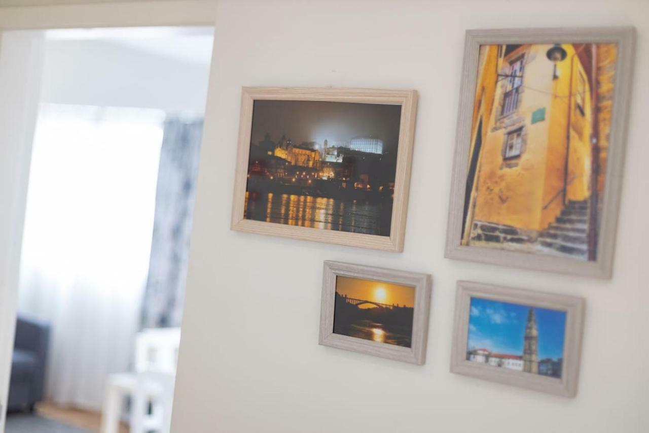 Trindade Sunny Downtown Apartment With Balcony & Ac Porto Buitenkant foto
